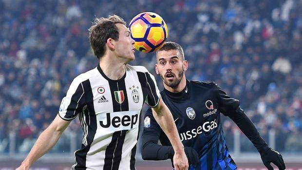 Maglia Home Juventus LEONARDO SPINAZZOLA Maglia Home Juventus LEONARDO SPINAZZOLA